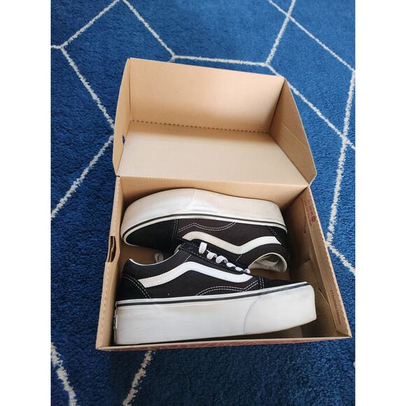 Barely USED Vans Old Skool Stackform Sneakers Womens 6.5 - Picture 1 of 10